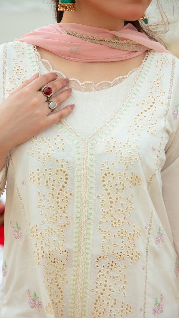 Dreamy White
